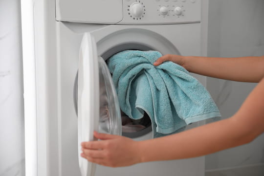 Pas besoin de s&egrave;che-linge&nbsp;: voici le truc pour avoir du linge presque sec avec votre machine &agrave; laver
