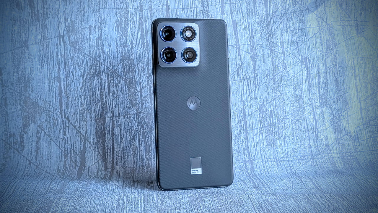Test du Motorola Edge 70 : quand la finesse trouve ses lettres de noblesse