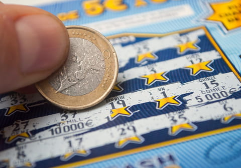 C'est &agrave; ces jeux de grattage que vous avez le plus de chances de gagner (ce ne sont pas les plus chers)