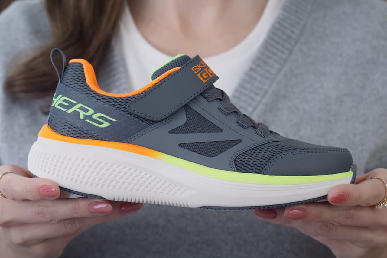 Avec ces sneakers connectées, vous pourrez suivre votre enfant à la trace en temps réel