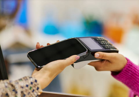 On peut maintenant payer en plusieurs fois avec Apple Pay et Klarna