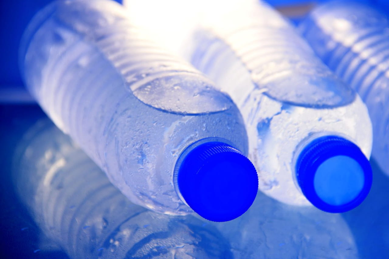 Oubliez la clim : cette technique astucieuse et gratuite rafraichit vraiment pendant la canicule
