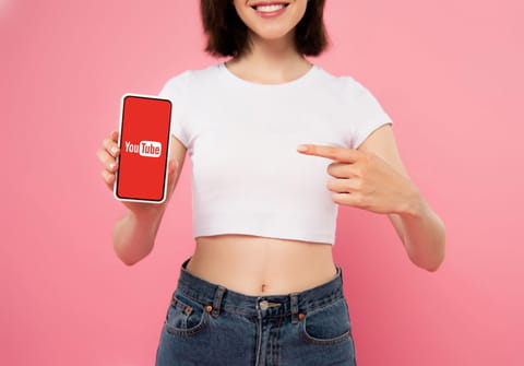 Cette appli gratuite permet de voir YouTube sans publicit&eacute; (et m&ecirc;me de t&eacute;l&eacute;charger des vid&eacute;os)