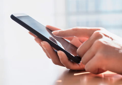 Stop SMS : comment arrêter de recevoir des SMS publicitaires