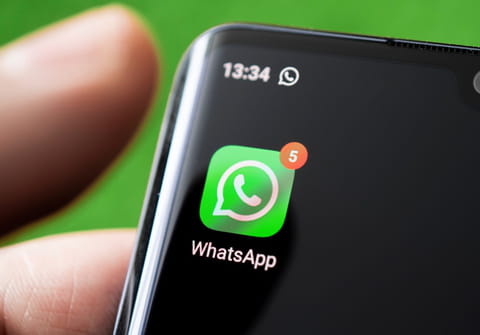 WhatsApp s'offre un r&eacute;pondeur t&eacute;l&eacute;phonique pour les appels manqu&eacute;s