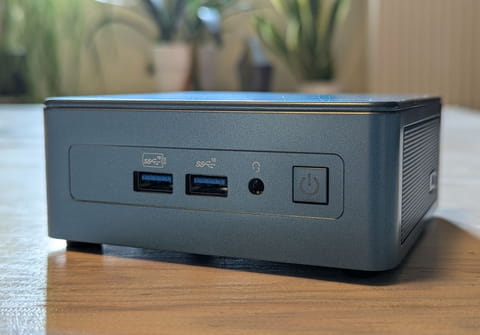 Test Geekom IT13&nbsp;&Eacute;dition 2025&nbsp;: un mini PC polyvalent, pratique et efficace