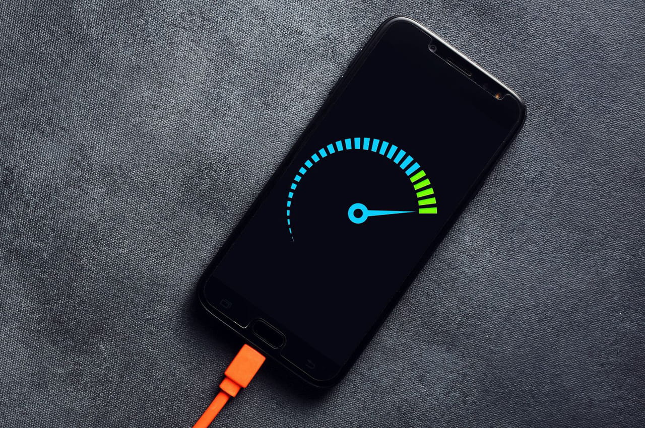 "La charge rapide use la batterie des téléphones" - Les experts ont vérifié : voici leurs conclusions
