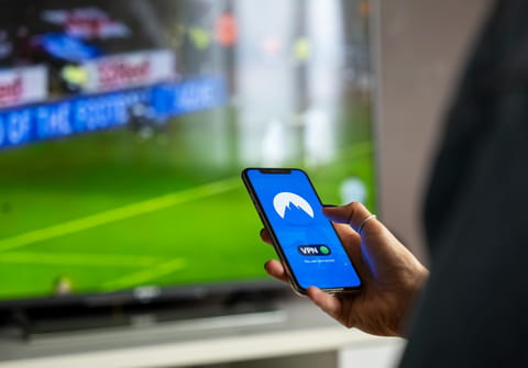 Accéder à ses services français depuis l'étranger : quel VPN choisir en 2025 ?