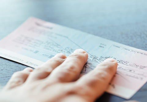 Loi Labaronne&nbsp;: de nouvelles mesures contre les ch&egrave;ques frauduleux et les IBAN suspects