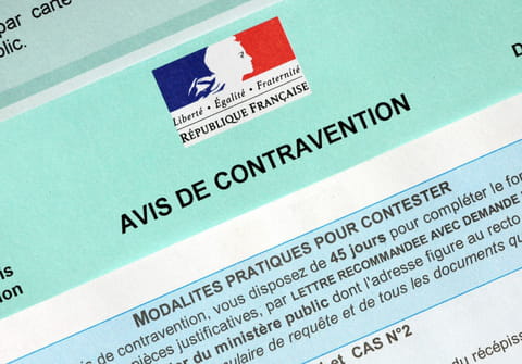 Ces conducteurs ont re&ccedil;u des amendes pour avoir roul&eacute; &agrave; plus de 50&nbsp;km/h sur une route limit&eacute;e &agrave; 80
