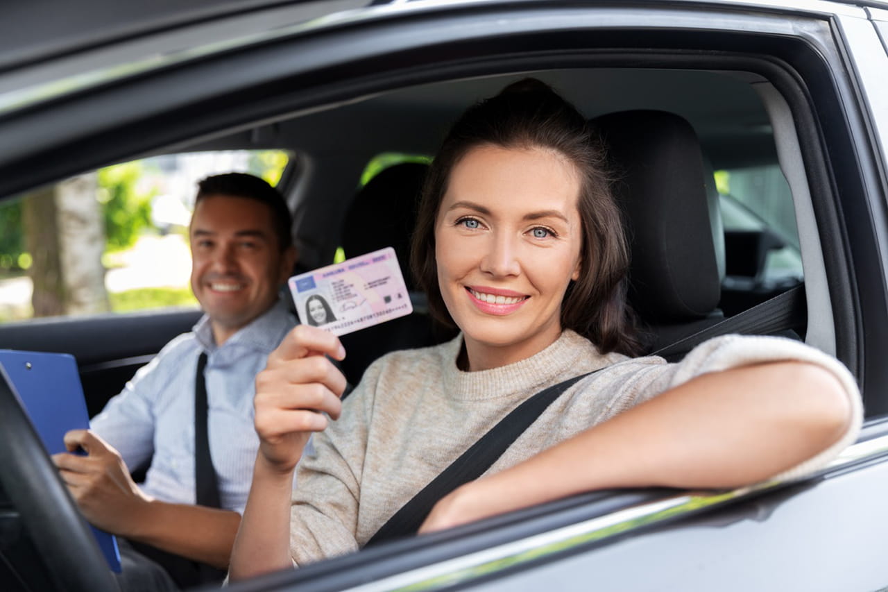 Le permis de conduire numérique européen arrive : tout ce qui va changer en France