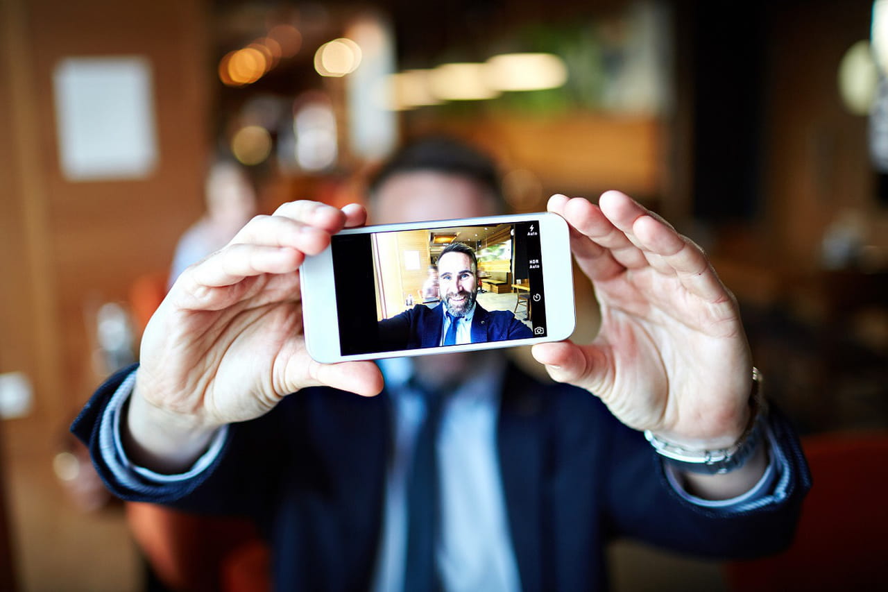 On va pouvoir enfin retoucher des visages dans Google Photos