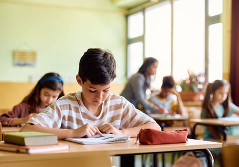 Voil&agrave; pourquoi les &eacute;coles n'affichent plus les listes des classes &agrave; l'entr&eacute;e