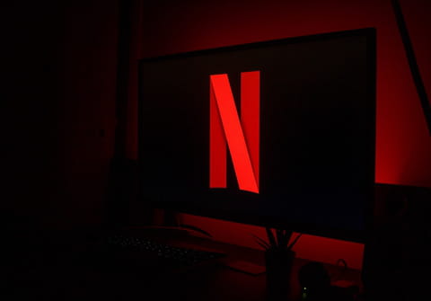 Netflix Essentiel avec pub : tout savoir sur le nouveau forfait pas cher