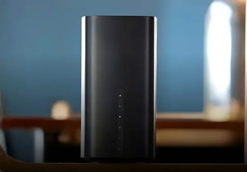 SFR lance une nouvelle box Internet 5G avec TV et téléphonie
