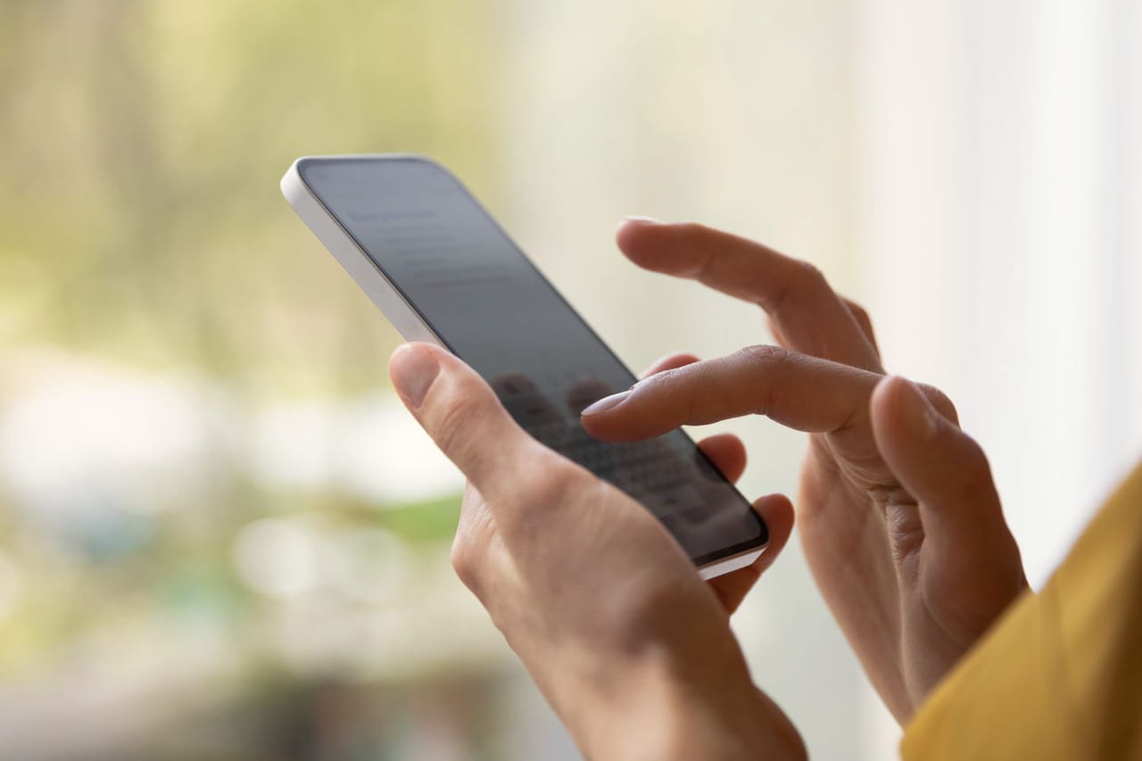 Le clavier de votre smartphone a une souris cachée pour corriger facilement vos messages