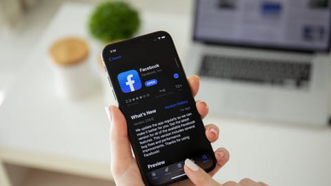 Mode sombre de Facebook&nbsp;: comment activer le dark mode