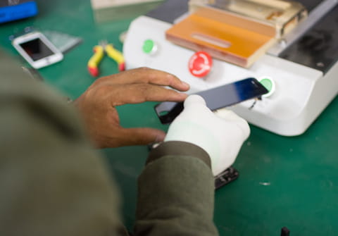 Remplacement de batterie Apple : des hausses de tarifs qui font mal
