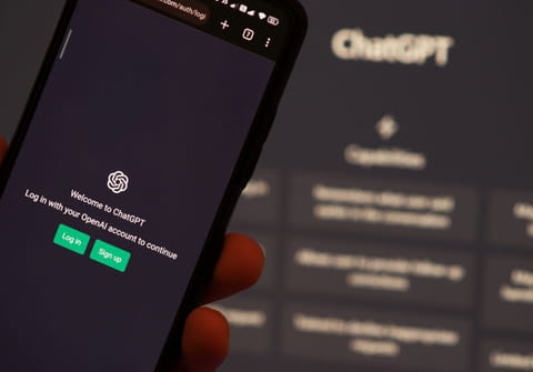 La publicit&eacute; devrait bient&ocirc;t arriver dans ChatGPT pour les comptes gratuits