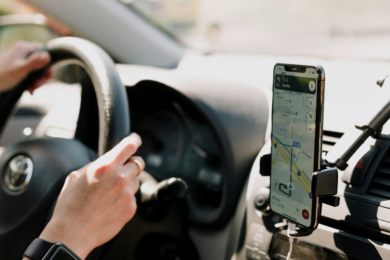 Cette option méconnue de Google Maps améliore la localisation quand on perd le signal GPS