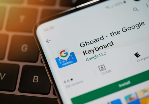 Gboard facilite la saisie des mots de passe et des num&eacute;ros de cartes bancaires