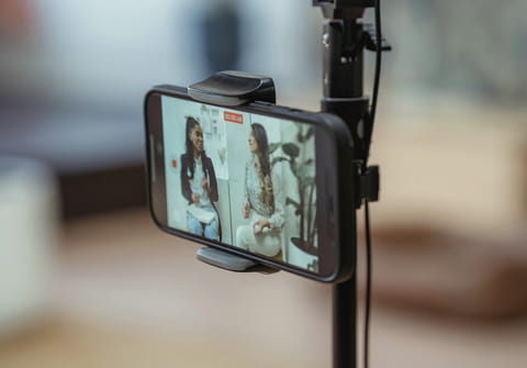 L'IA de Meta fait du doublage audio sur les vid&eacute;os Facebook et Instagram