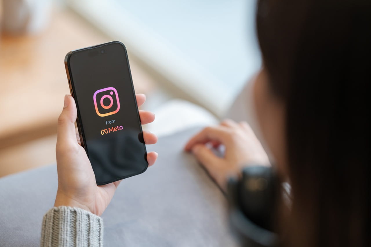 Instagram écoute-t-il nos conversations ? Non, c'est bien pire que ça !