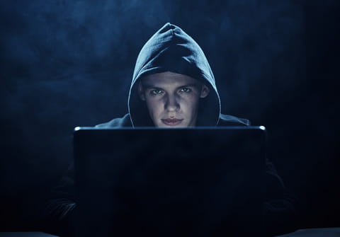 &quot;Bonjour, pervers&quot;&nbsp;: ne c&eacute;dez pas &agrave; ce chantage, c'est une arnaque &agrave; la sextorsion