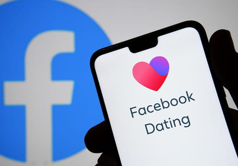 Facebook veut vous aider &agrave; trouver l'amour avec son IA en mode Cupidon