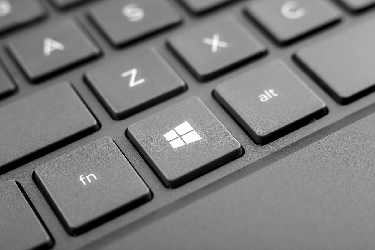 Microsoft l'avoue : ces deux fonctions de Windows 10 et 11 ralentissent les PC