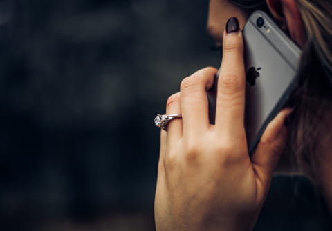 Démarchage téléphonique : les 06 et 07 interdits et les numéros à filtrer