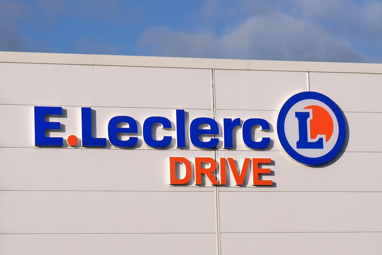 Auchan, Carrefour, Leclerc et Picard assignés en justice pour discrimination numérique