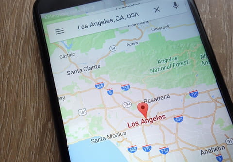 Google Maps revoie la présentation des lieux (et c'est mieux !)