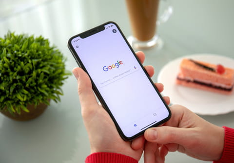 Google ajoute encore de l'IA dans son moteur de recherche