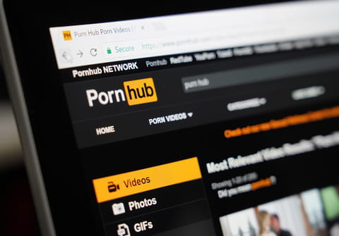 Piratage Pornhub&nbsp;: des hackers ont la liste des vid&eacute;os regard&eacute;es par les utilisateurs